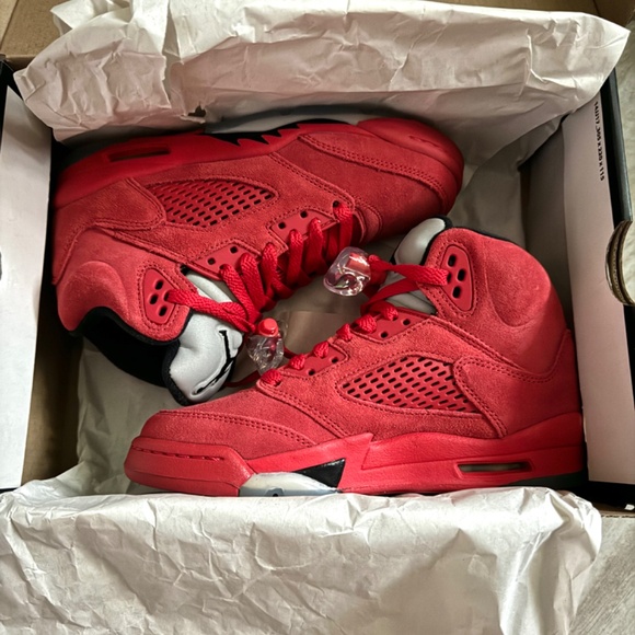 BRAND NEW AIR Jordan Retro 5 "Red Suede" SZE 4Y - Picture 5 of 8